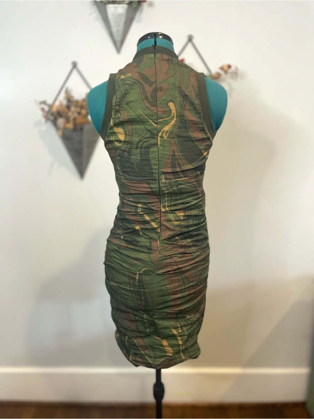 Nicole Miller Green Marble-Print Sleeveless Zip Mini Dress - Picture 4 of 7